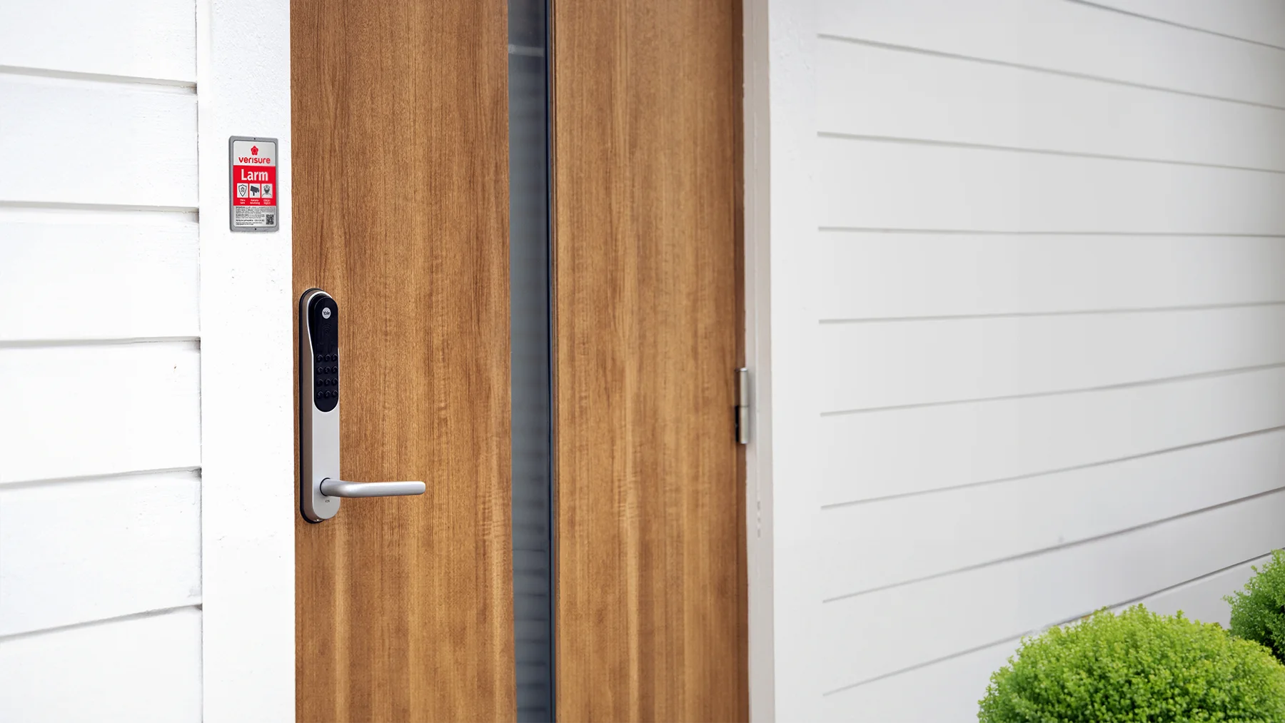 Yale Dorman och Verisure hemlarm