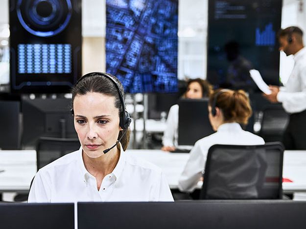 Utomhuskameror uppkopplade till Verisure larmcentral.