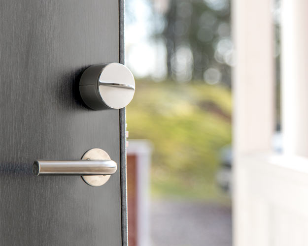 Installation av LockGuard ingår vid beställning av Verisure hemlarm Installation av LockGuard ingår vid beställning av Verisure hemlarm